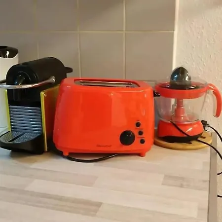 Proche Marche Au Coeur Du Centre + Wifi Appartement